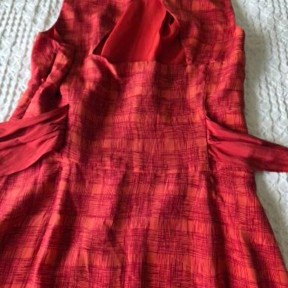 Girls From Savoy Silk Dress Feminine flared skirt with tie back  Size 6 - Picture 6 of 6